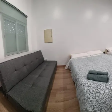 Estudio Familiar Con Jacuzzi Doble Sevilla